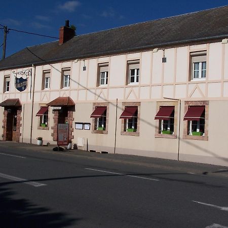 Hotel Le Lichou Vallon-en-Sully Exterior foto